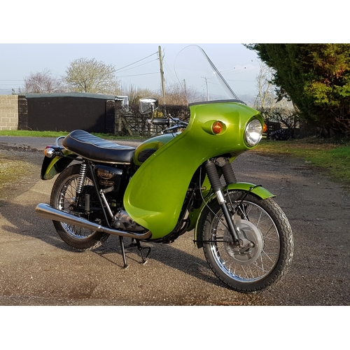 86 - A 1970 Triumph Trophy TR6, registration number FMK 779J, green. This matching numbers UK supplied bi... 