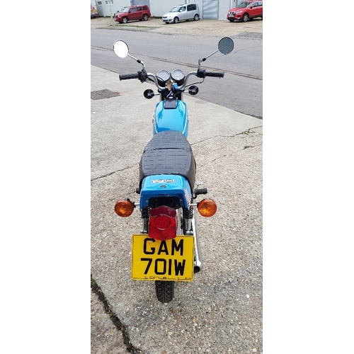 63 - EXTRA LOT: A 1981 Suzuki GP100, registration number GAM 701W, blue. This rare retro bike has been re... 