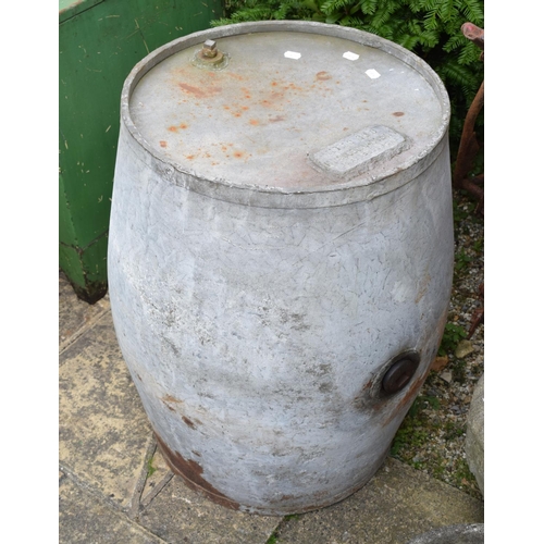 511 - ** Revised estimate ** An aluminium Anglo-American oil drum, 85 cm high