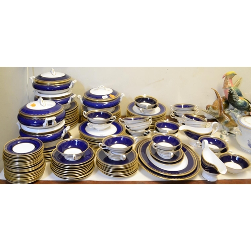 550 - An extensive Spode Arcadia pattern dinner service, including tureens and two handled bowls (qty) See... 