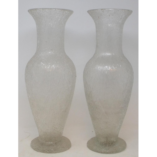 578 - A pair of glass vases, with an ice effect, 40.5 cm high (2)