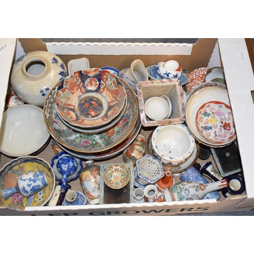 604 - Assorted Chinese and Japanese ceramics, mostly damaged (2 boxes)