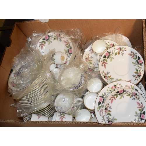 609 - A Wedgwood Hathaway Rose pattern tea, dinner and coffee service (2 boxes)