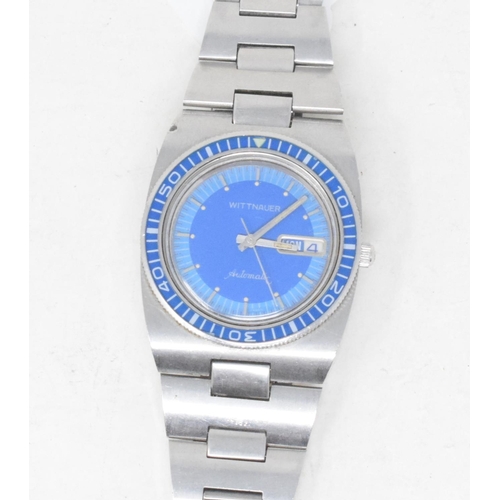 292 - A gentleman's stainless steel Wittnauer automatic wristwatch, with a blue dial and baton indices