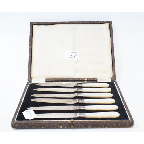 3 - A set of six silver and mother of pearl tea knives, Birmingham 1910, cased, other assorted cutlery, ... 