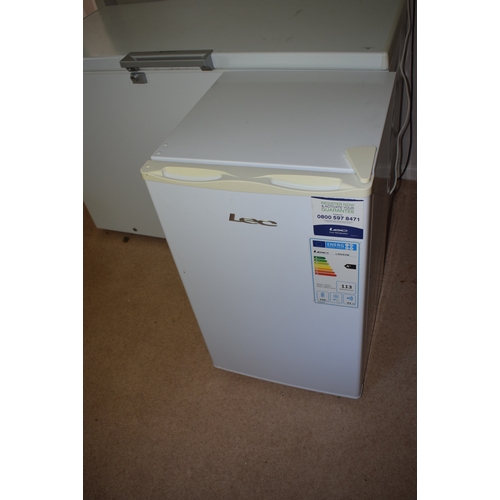 35 - A Hotpoint chest freezer, 134 cm wide, Note: we are unable to remove this, please contact the office... 