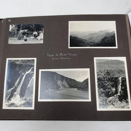 322 - A photograph and scrap album, Australia-New Zealand, January-April 1927