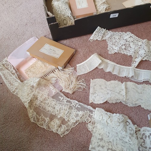 316 - Assorted lace in a box Miss Herbert, English Lace Manufacturer to the Queen, Exeter, another box, Mi... 