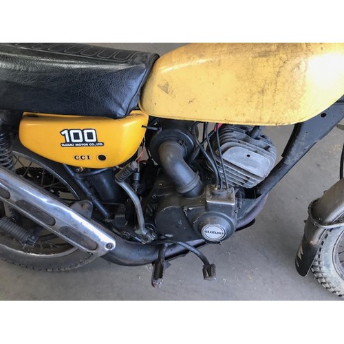 268 - A 1977 Suzuki TS100
Registration number TTT 688R
Frame number 64402
Engine number 70858
Barn find
20... 