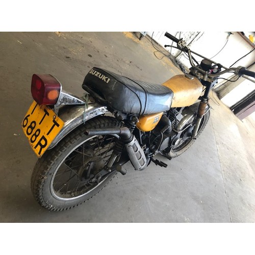 268 - A 1977 Suzuki TS100
Registration number TTT 688R
Frame number 64402
Engine number 70858
Barn find
20... 
