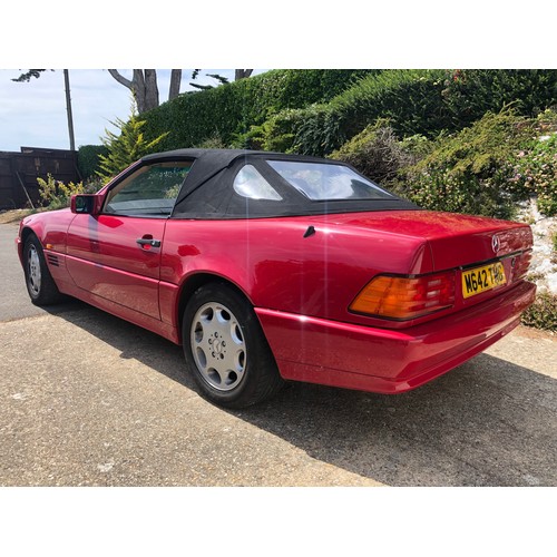 54 - A 1995 Mercedes-Benz 280SL
Registration number M642 TMG
V5C
MOT expires February 2021
Red with a cha... 
