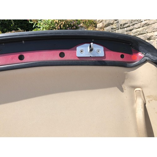 54 - A 1995 Mercedes-Benz 280SL
Registration number M642 TMG
V5C
MOT expires February 2021
Red with a cha... 