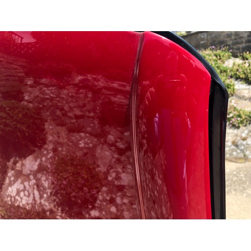 54 - A 1995 Mercedes-Benz 280SL
Registration number M642 TMG
V5C
MOT expires February 2021
Red with a cha... 