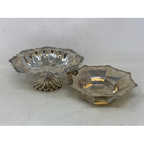 44 - A pierced silver pedestal bon bon dish, Birmingham 1905, 15 cm diameter, and an octagonal silver dis... 