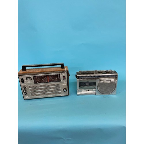 16 - A Decca radio, 53 cm wide, and various other vintage radios (qty)