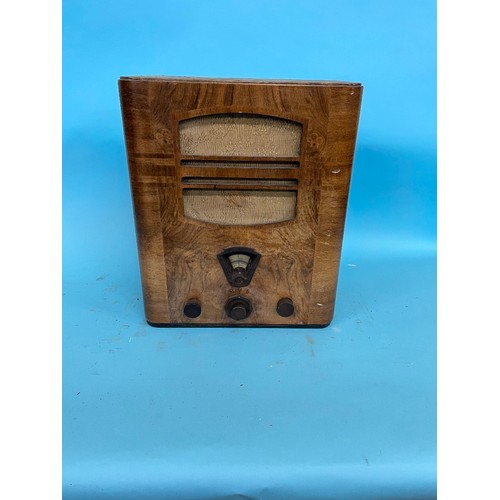 78 - A Bush radio and nine others (10)