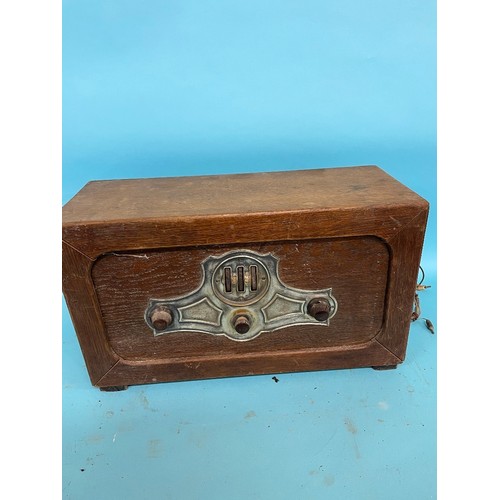 78 - A Bush radio and nine others (10)