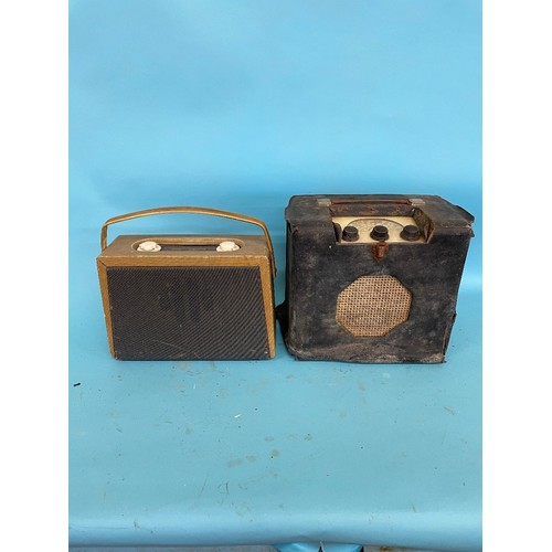 24 - A Sky King portable radio and nine others (10)