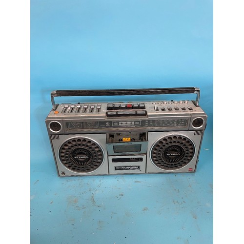 43 - An AIWA ghetto blaster, and eight others (9)