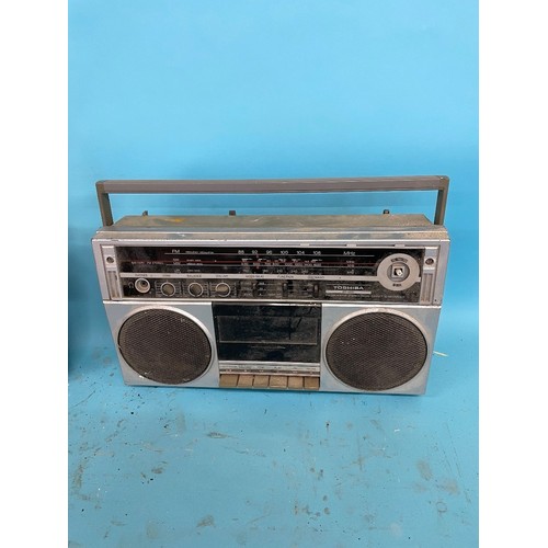 43 - An AIWA ghetto blaster, and eight others (9)