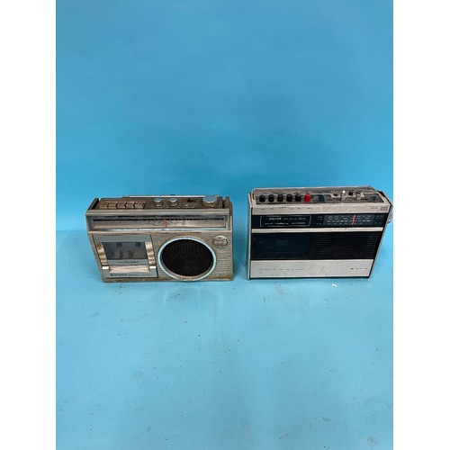 62 - A Roberts R606-NB portable radio, various other portable radios and other items (qty)