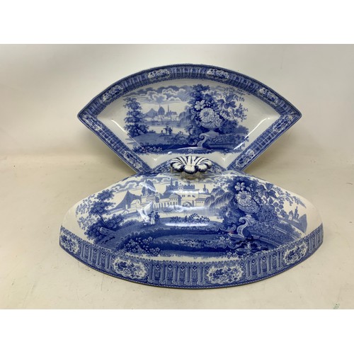 309 - A set of four 19th century Wedgwood blue and white hors d'oeuvres dishes and covers, transfer printe... 