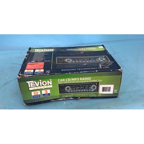 91 - An Amstrad car radio, and various other car radios (box)