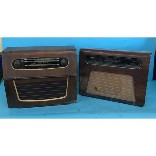 93 - An EKCO bakelite radio, and four other radios (5)