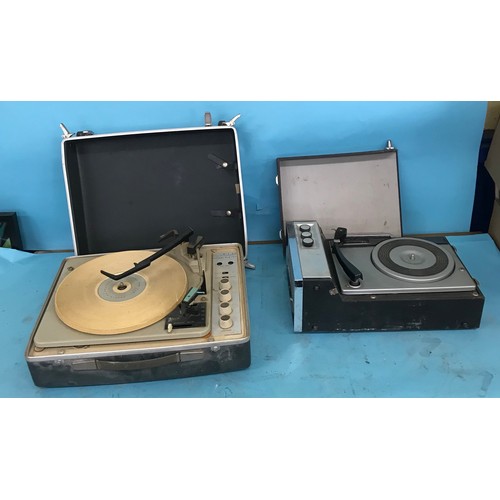 95 - A Sony reel to reel video recorder, and various other audio and video items (qty)