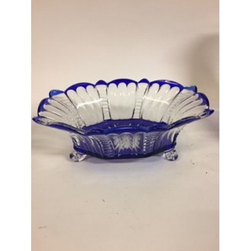 607 - A Mary Gregory style blue glass jug, 18 cm high, an opaque glass vase, painted flowers, 35 cm high, ... 