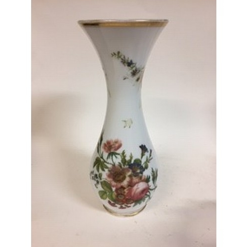 607 - A Mary Gregory style blue glass jug, 18 cm high, an opaque glass vase, painted flowers, 35 cm high, ... 