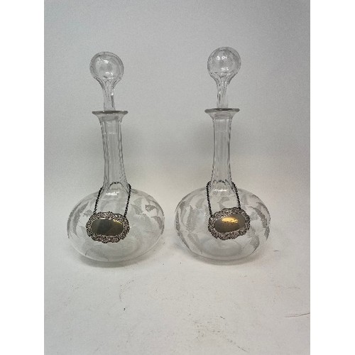 619 - Five Royal Worcester cabinet plates, a pair of glass decanters, and various other ceramics (box)
