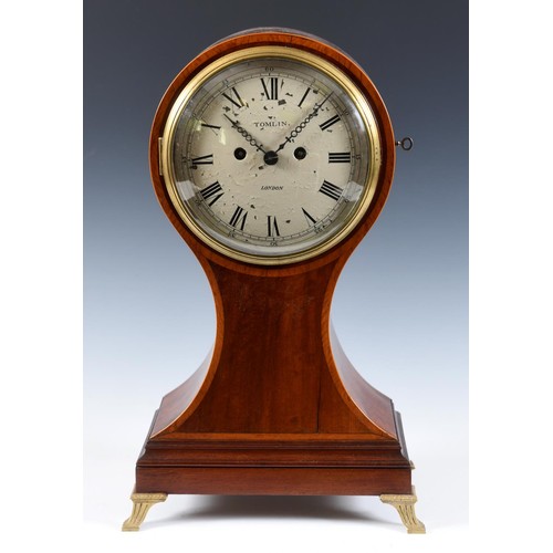 210 - An early 19th century mantel clock, the 18 cm diameter painted dial signed Tomlin, London, with Roma... 