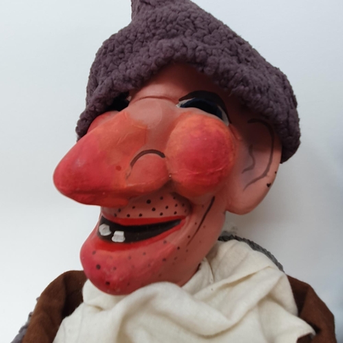 316 - A Punch and a Judy puppet (2)