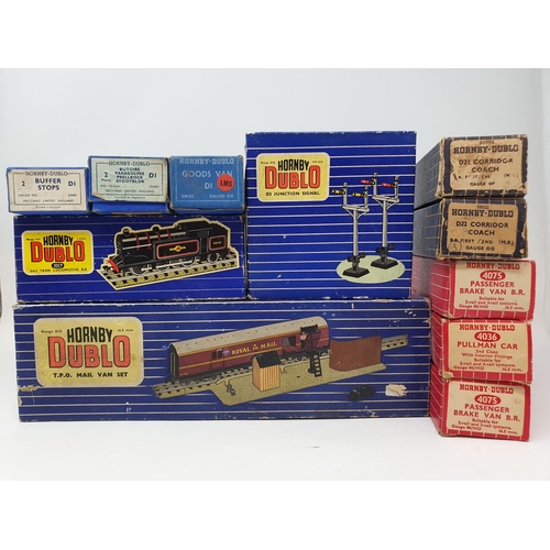 344 - A Hornby Dublo OO gauge T.P.O mail van set, boxed, various other Hornby Dublo boxed and unboxed loco... 