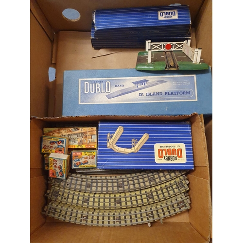 344 - A Hornby Dublo OO gauge T.P.O mail van set, boxed, various other Hornby Dublo boxed and unboxed loco... 