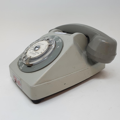 609 - A French grey dial telephone