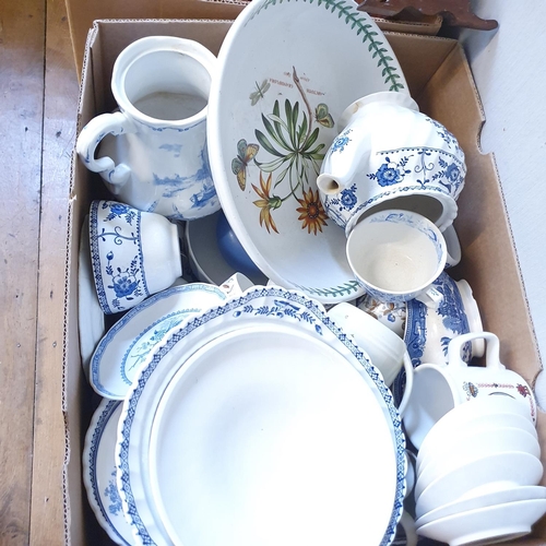 550 - A Grindley's part dinner service, other ceramics and other items (3 boxes)...