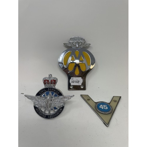 53 - Assorted car badges, including RREC, Jowett Car Club 1923, The Order of the Road, 44 Year Driver, an... 