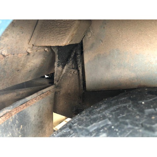 20 - 1981 Land Rover 88 Series III
Registration number KAN 404W
Blue with a white roof
2,286 cc petrol
Bo... 