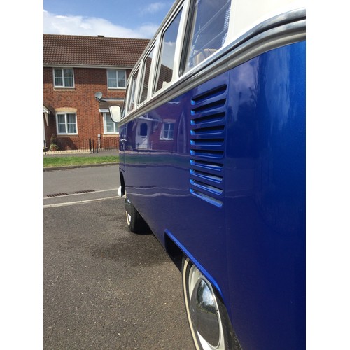 46 - 1966 VW 13 Window Deluxe Splitscreen Campervan
Registration number HDV 510D
White over metallic blue...
