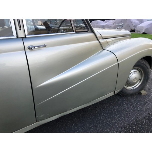 15 - 1954 Daimler Conquest
Registration number SRL 753
Metallic gold
Red leather interior
V5C
Last MOT ex...