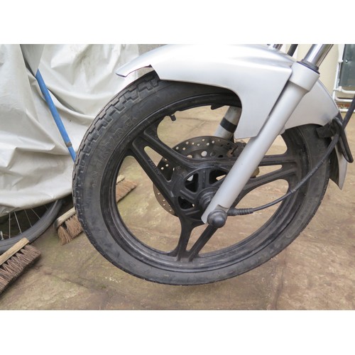 10 - 2006 Yamaha YBR 125 
Registration number WF56 VJU 
Frame number VG5RE031000220525 
Engine number  E3... 