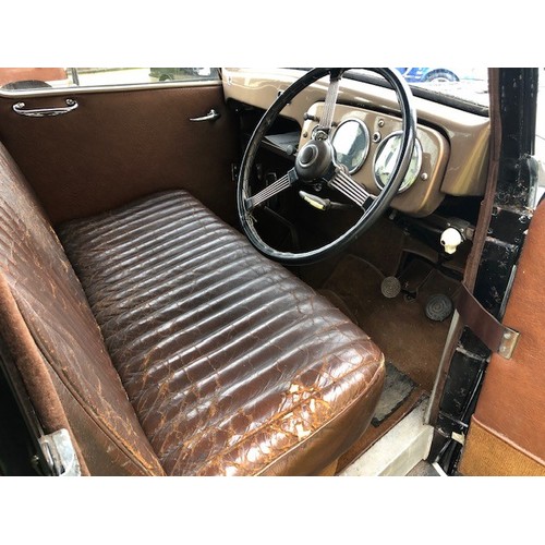 42 - 1952 Austin FL1 Hire car 
Registration number MFJ 399 
Black 
Supplied by A C Bulpin, Newton Abbot
P... 