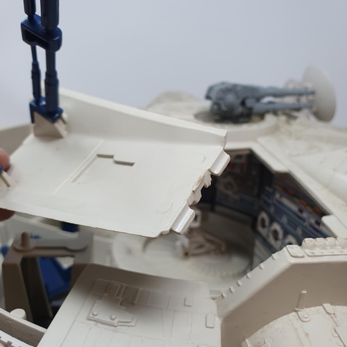 17 - A Star Wars Return Of The Jedi Millennium Falcon Vehicle, boxed...