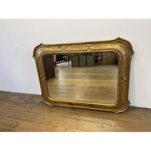 954 - A gilt framed wall mirror, 81 x 104 cm