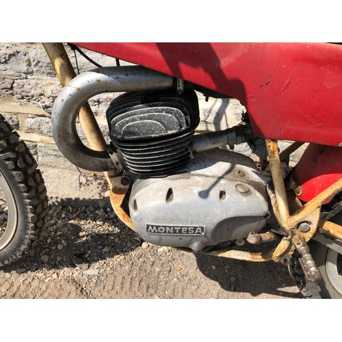 202 - 1968 Montesa Cota 247 trials bike
Registration number PWN 14G (non-transferable)
Frame number 21 MO ... 