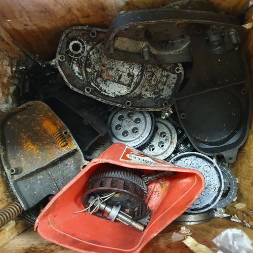 100 - Assorted engine, gearbox and other parts, in a tea chest and a box (qty)