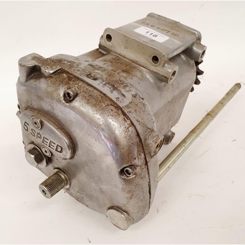 118 - A five speed gearbox, 5S6D0710