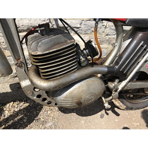 194 - Greeves Anglian trials bike
Frame No: 24THSB178
Garage stored for some time
No documents
Will need r... 